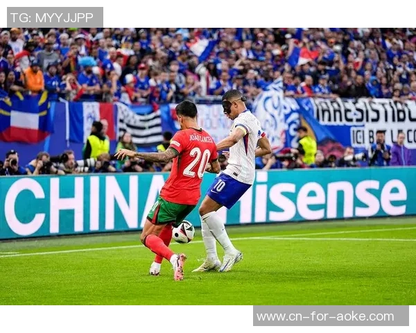 2000年欧洲杯经典对决法国队与葡萄牙队下半场精彩回顾与分析 2000年欧洲杯经典对决法国队与葡萄牙队下半场精彩回顾与分析